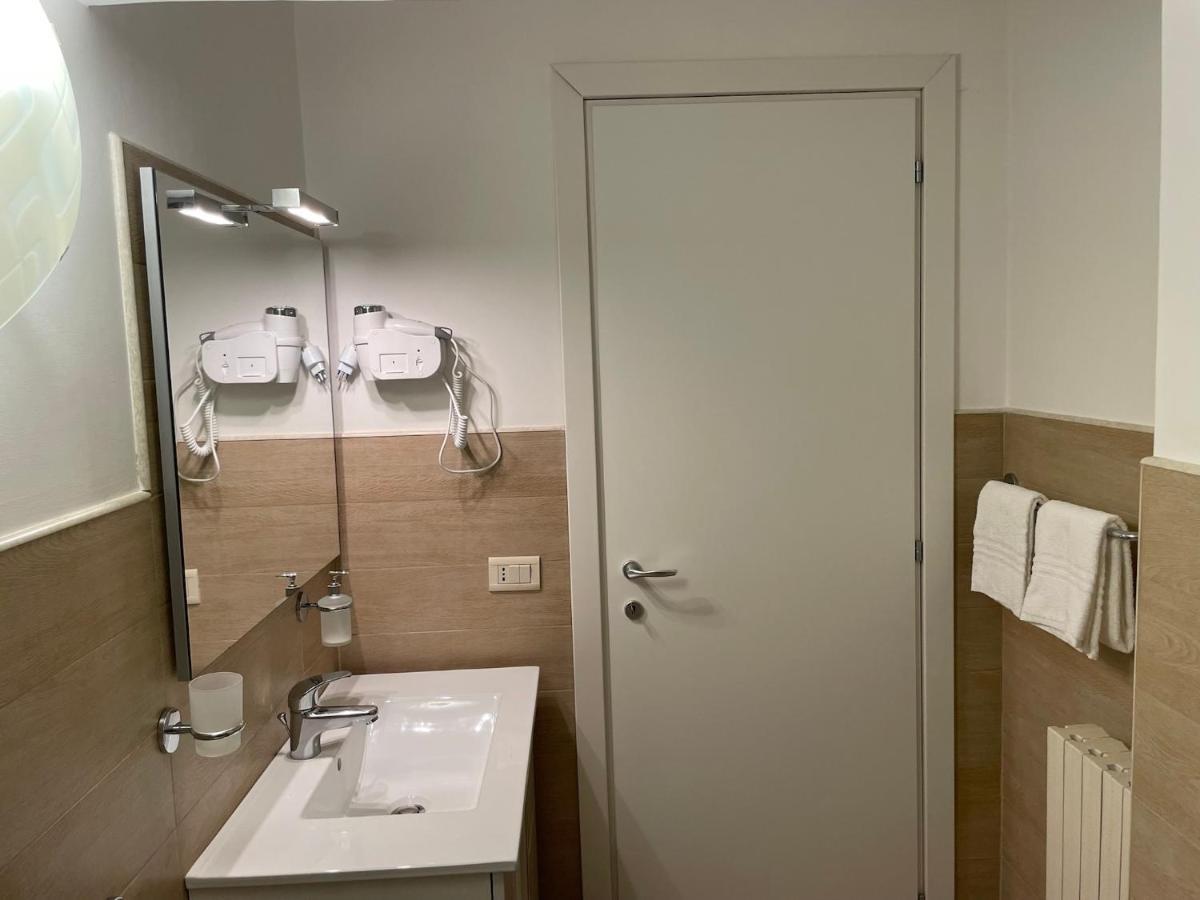 Suite White เวียสเต ภายนอก รูปภาพ